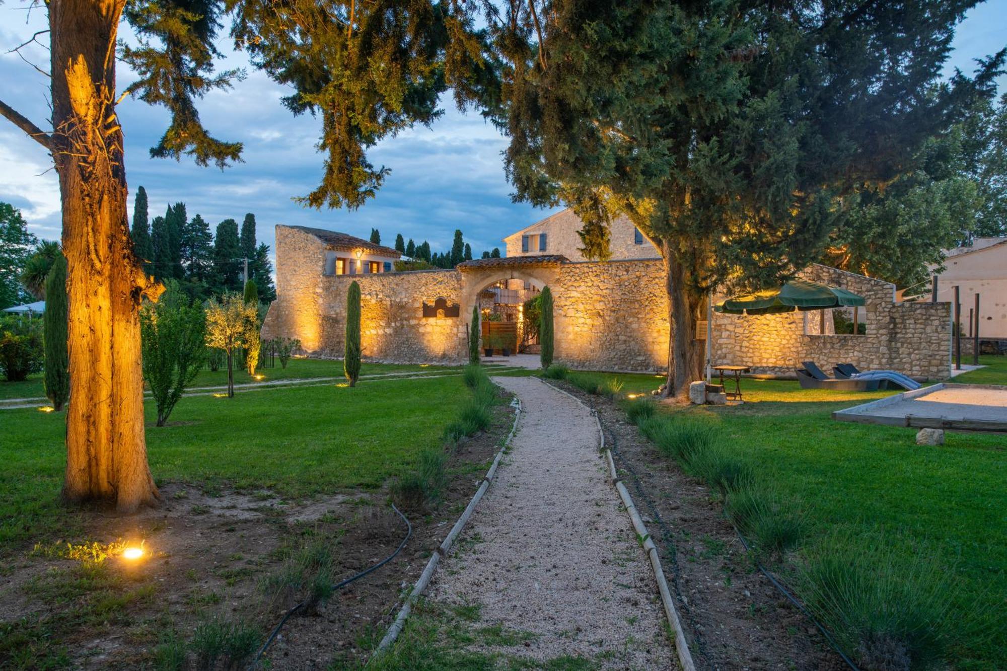 Le Mas De La Vincane Pernes-les-Fontaines Exterior photo